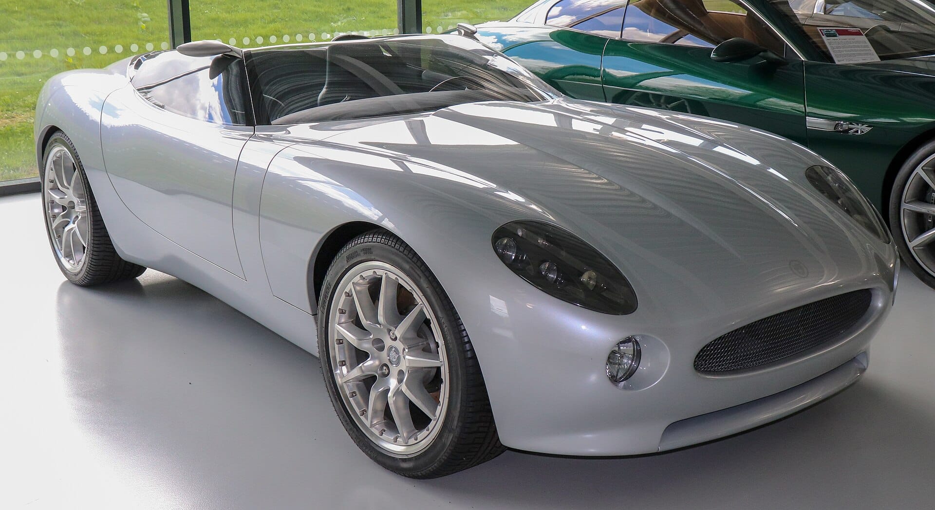 Understanding High-Performance Cars, Supercars, and Hypercars