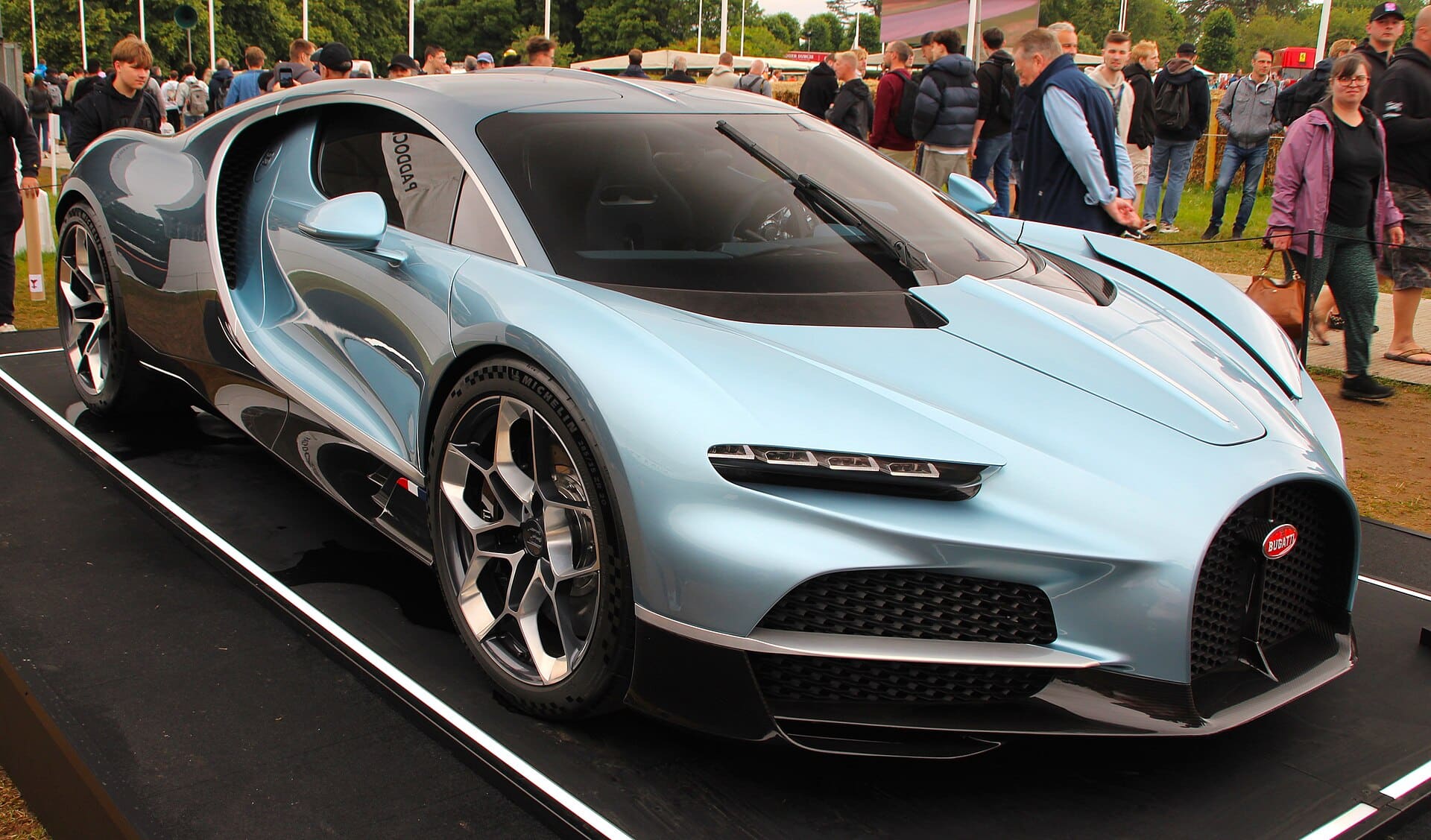 High-Performance Electric Vehicles: Porsche, Lamborghini, and Other Supercar Innovators