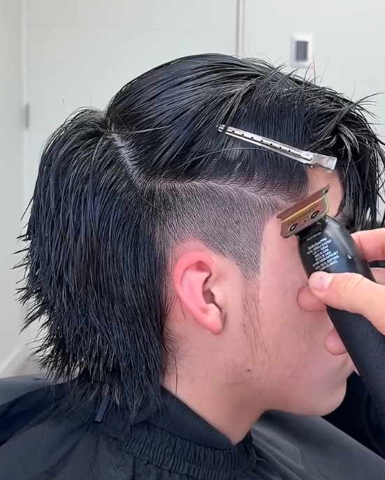 How do you cut a modern mullet?