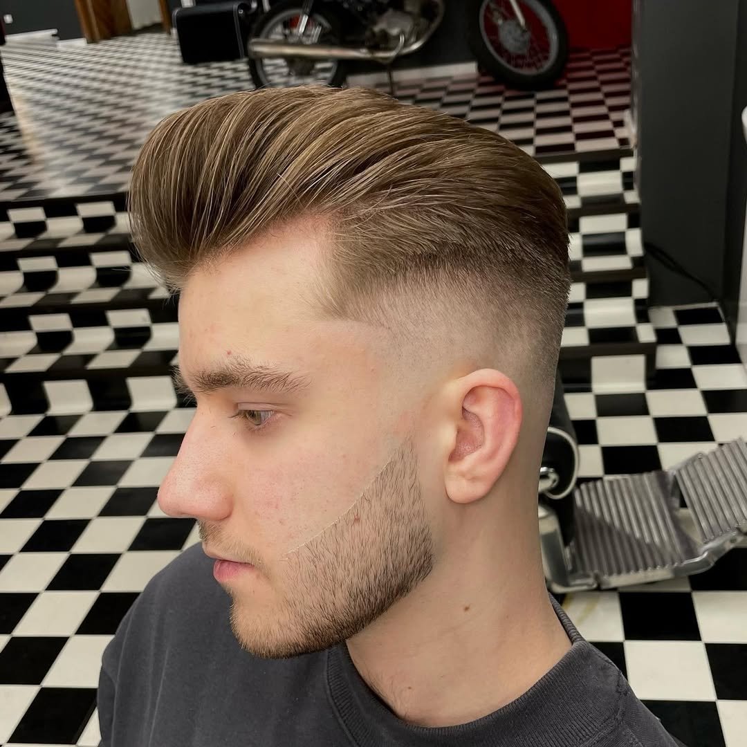 modern pompadour
