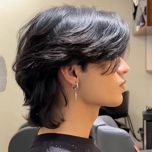 wolf cut straight hair