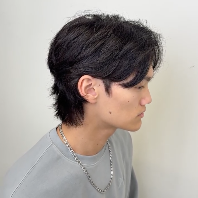 wolf cut on straight hair